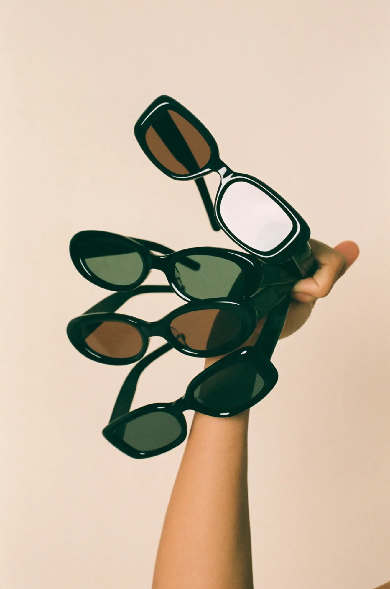 SUKI SUNGLASSES - BLACK